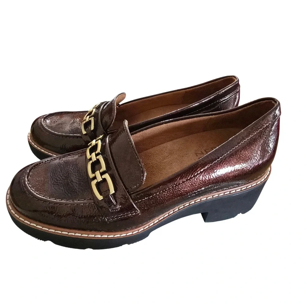 Naturalizer Brown Patent Loafers Womens 6 Gold Chain Link Slip On Flats Preppy